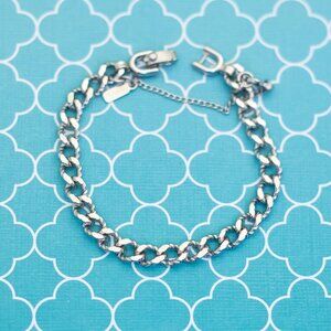 7 inch, Vintage Curb Chain Links Silver Tone Bracelet by Monet - R37